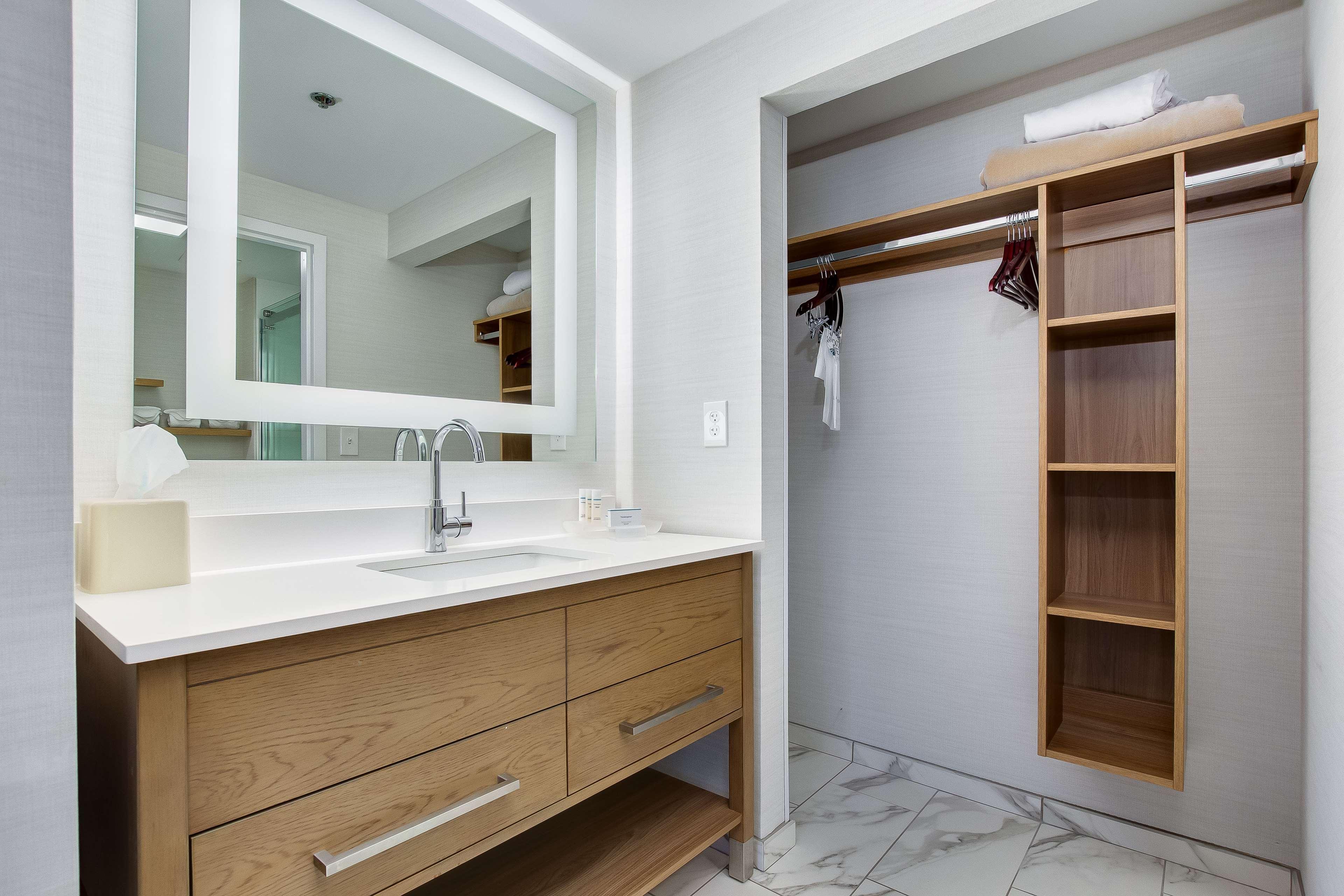 Homewood Suites By Hilton Louisville-East Zewnętrze zdjęcie