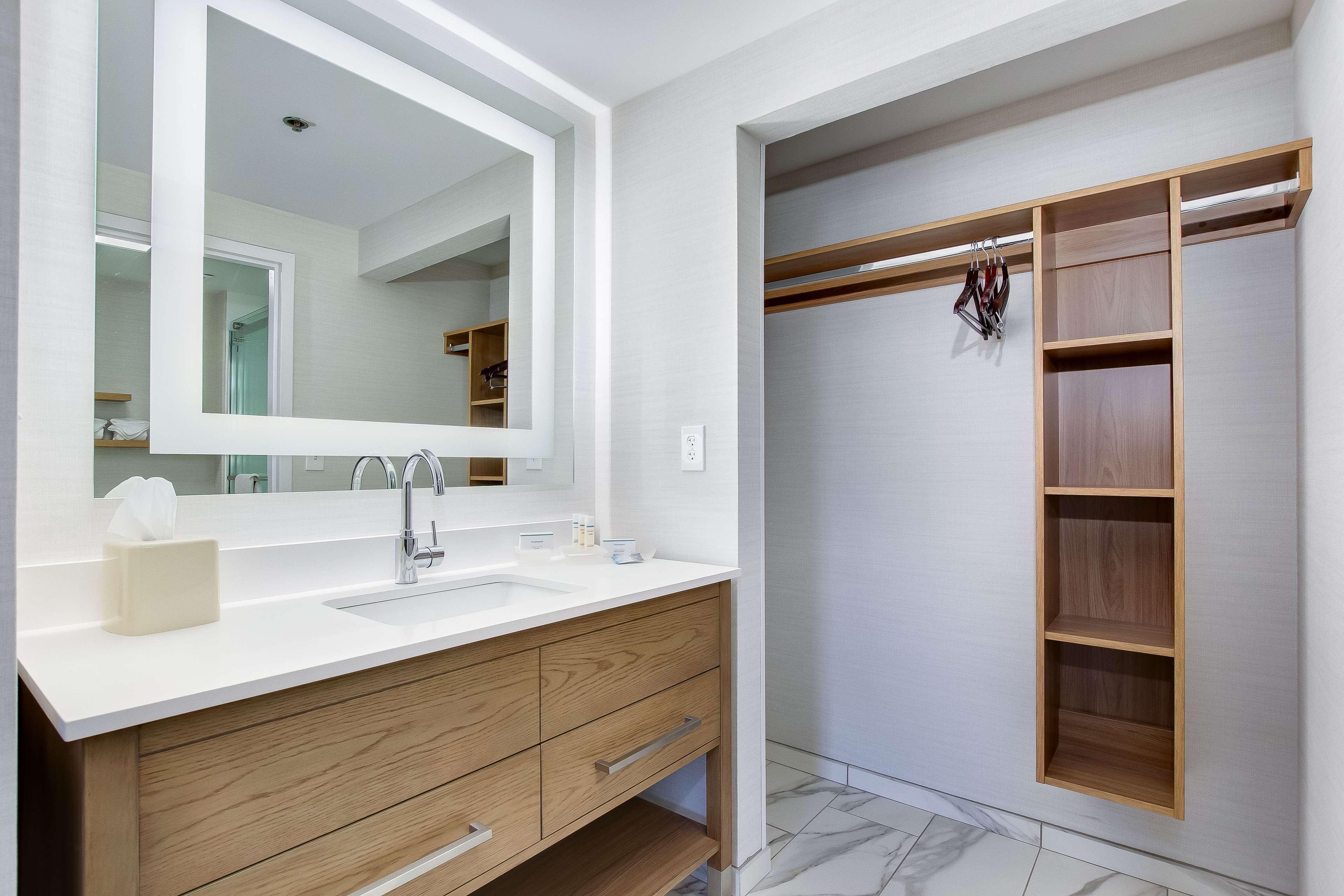 Homewood Suites By Hilton Louisville-East Zewnętrze zdjęcie