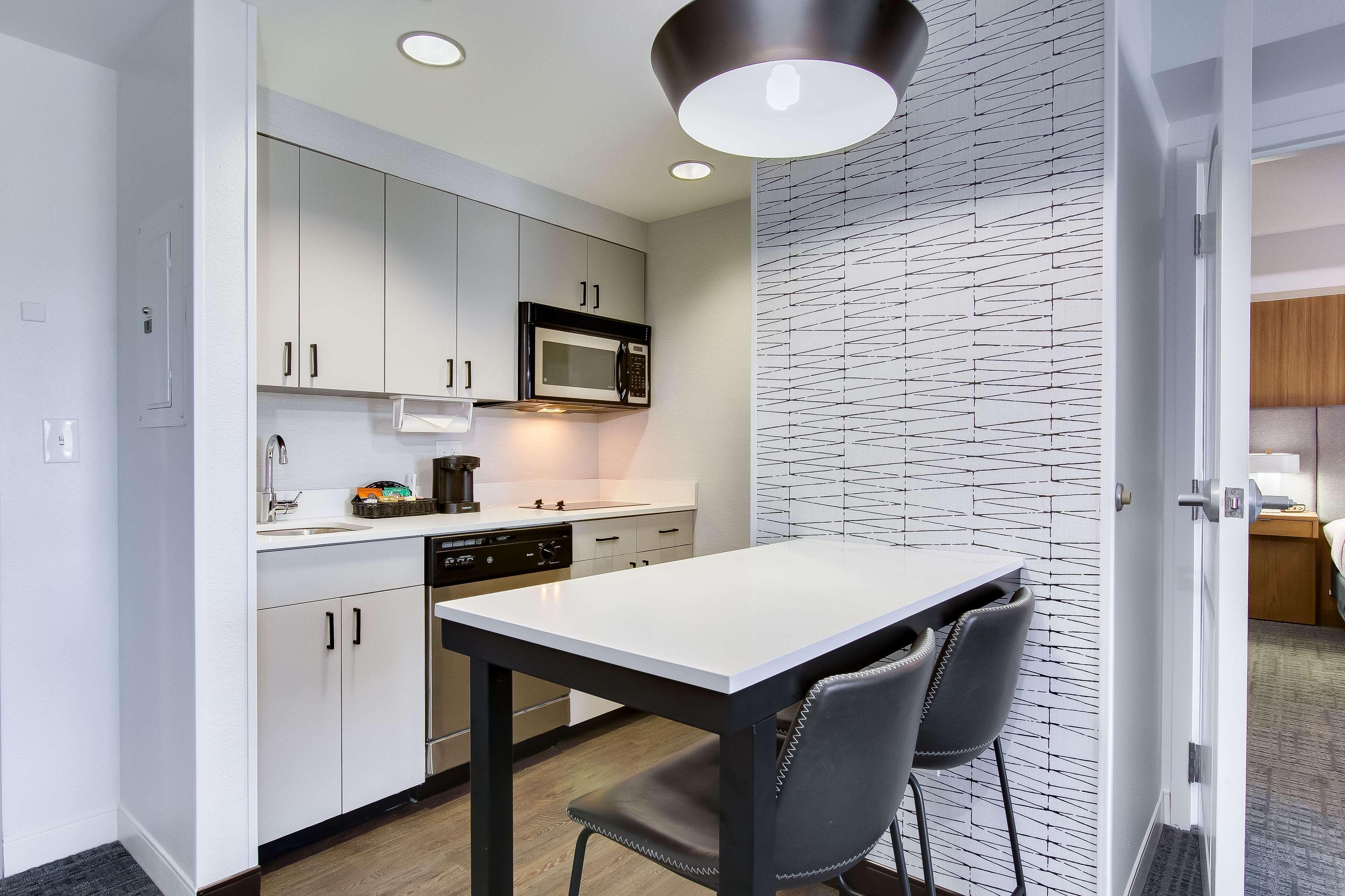 Homewood Suites By Hilton Louisville-East Zewnętrze zdjęcie