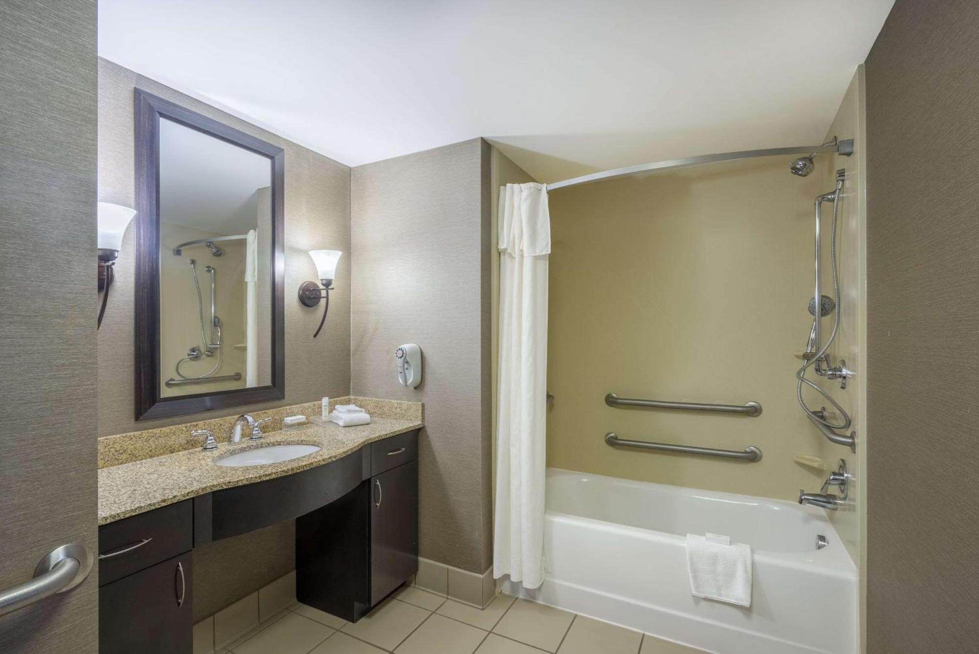 Homewood Suites By Hilton Louisville-East Zewnętrze zdjęcie